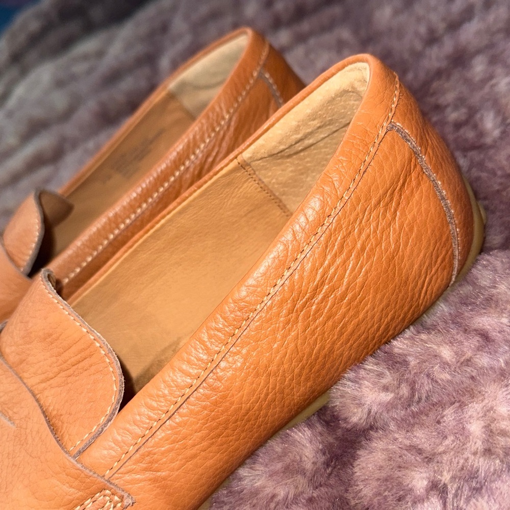 Women’s Sofft brown soft pebbled leather slip on Moccasins, loafers shoes,sz 9.5 - Picture 13 of 14